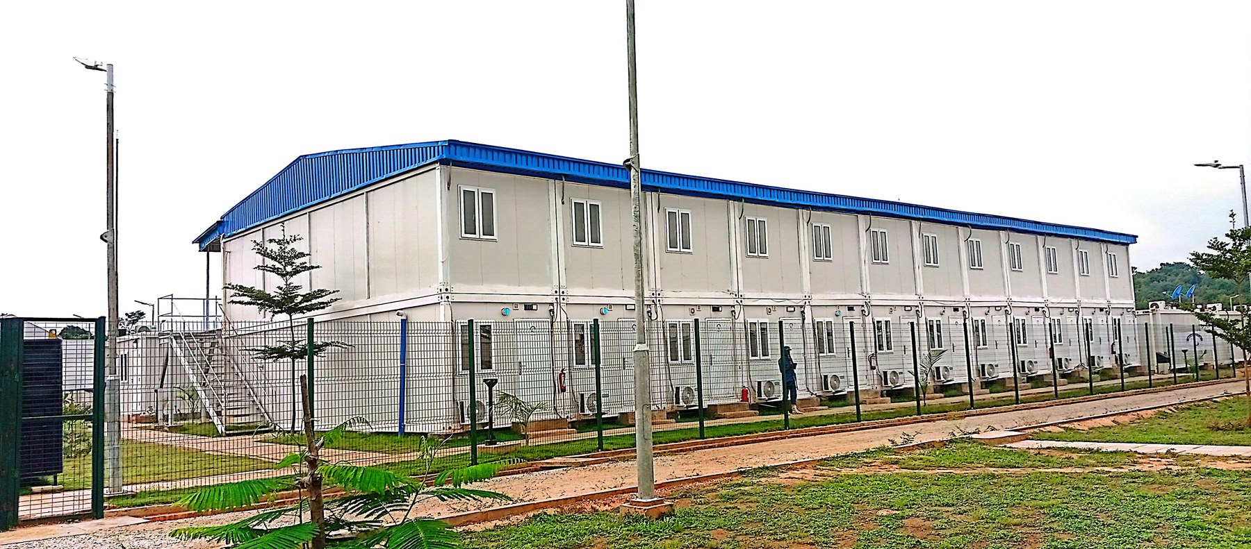 Bravo Camp, Abaji — Walkway and unit detail