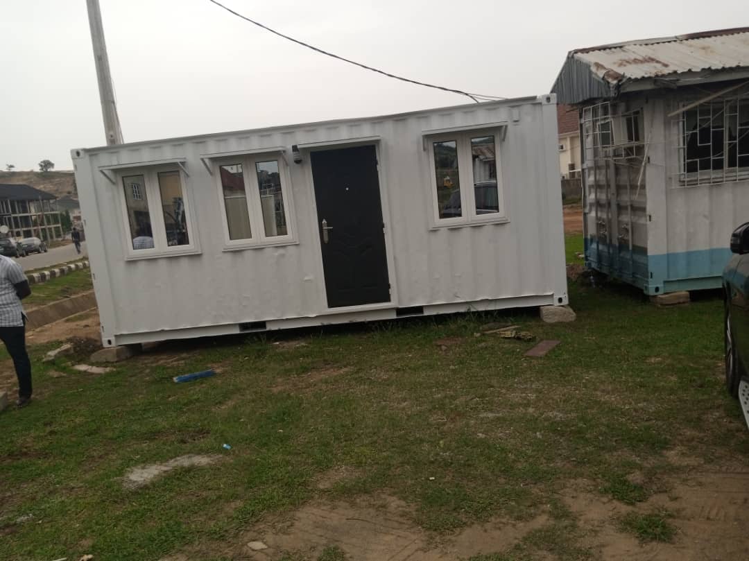 White Portable Site Office — Portable container office on site